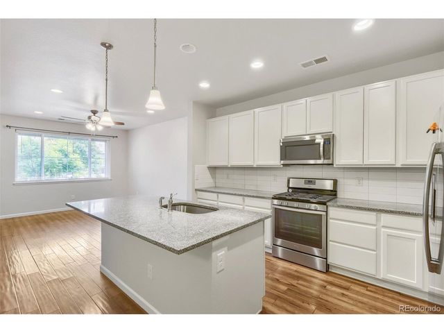 508 E Dry Creek Pl, Littleton, CO 80122
