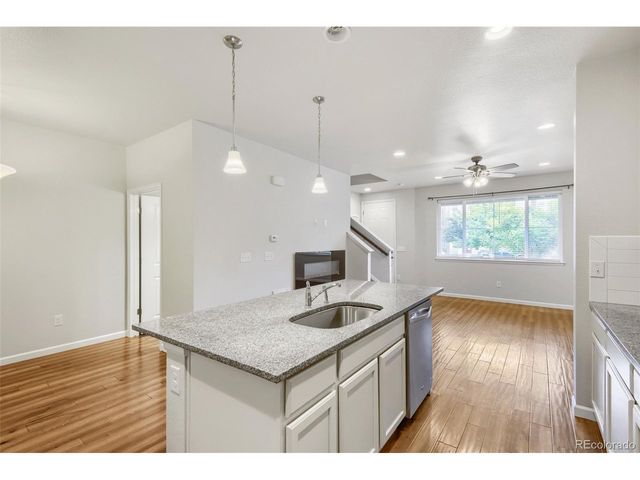508 E Dry Creek Pl, Littleton, CO 80122