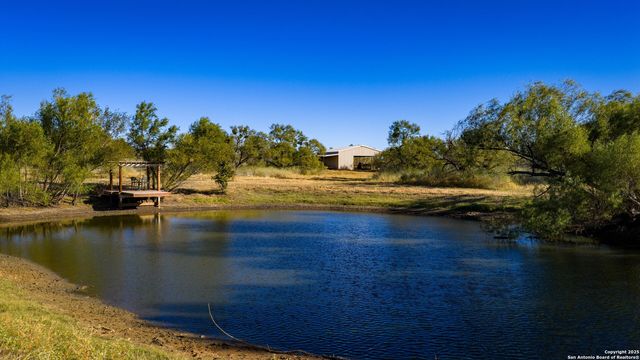 7702 ranch road 965, Llano, TX 78643