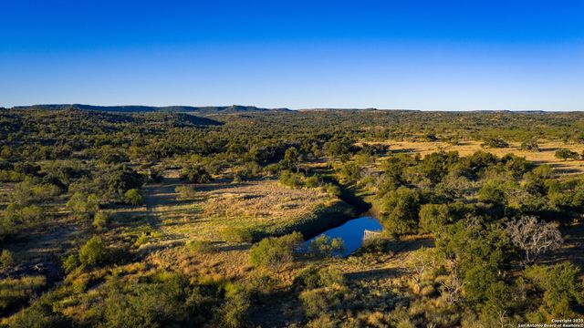 7702 ranch road 965, Llano, TX 78643