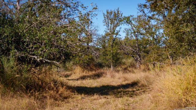 7702 ranch road 965, Llano, TX 78643