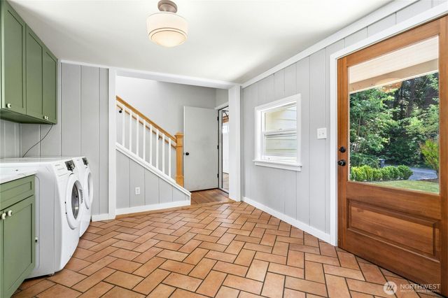 6311 216TH Street SE, Woodinville, WA 98072