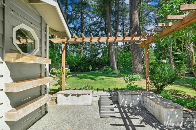 6311 216TH Street SE, Woodinville, WA 98072