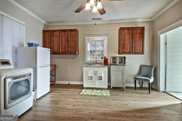 135 Glynn Street N, Fayetteville, GA 30214