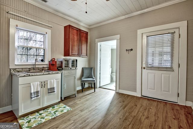 135 Glynn Street N, Fayetteville, GA 30214