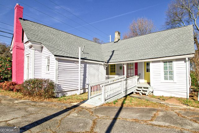 135 Glynn Street N, Fayetteville, GA 30214