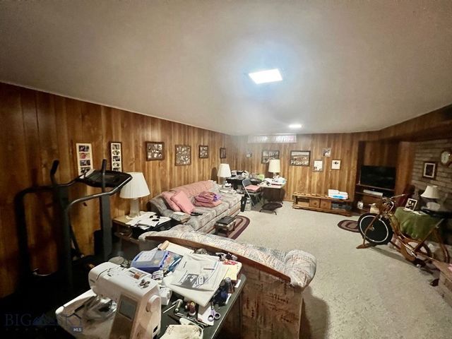 805 E Orr Street, Dillon, MT 59725