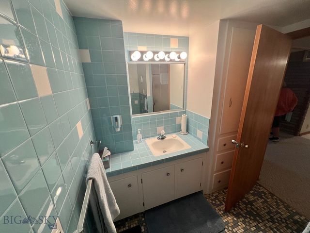 805 E Orr Street, Dillon, MT 59725