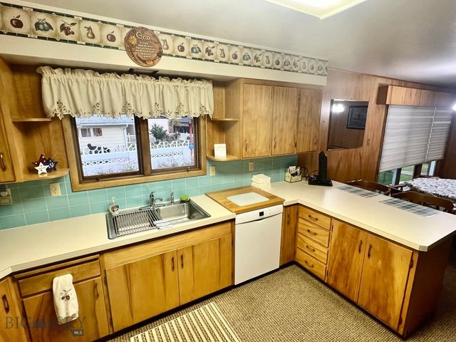 805 E Orr Street, Dillon, MT 59725