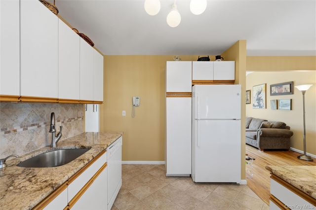 895 Iris Drive, Bellmore, NY 11710