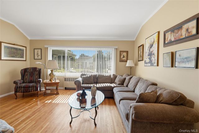 895 Iris Drive, Bellmore, NY 11710