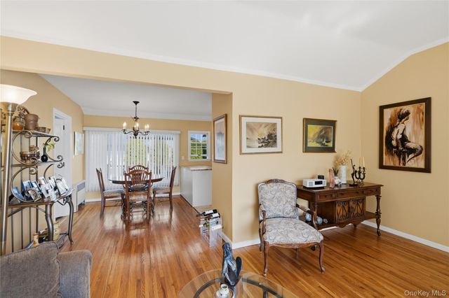 895 Iris Drive, Bellmore, NY 11710