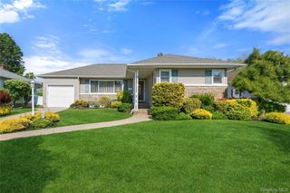 895 Iris Drive, Bellmore, NY 11710
