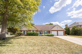 130 Hickory Lake, Belleville, IL 62223