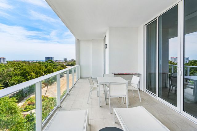 200 SE Mizner Boulevard 715, Boca Raton, FL 33432