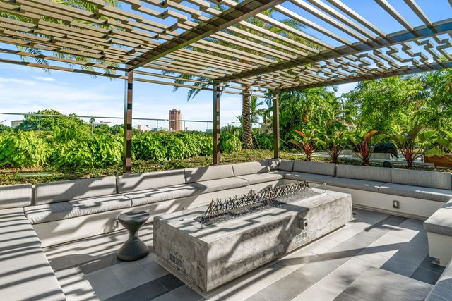 200 SE Mizner Boulevard 715, Boca Raton, FL 33432