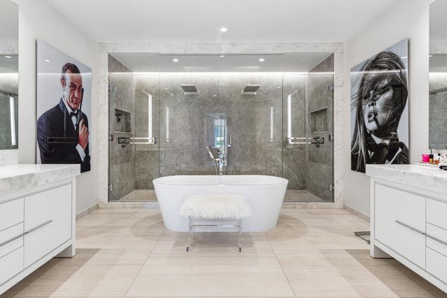 200 SE Mizner Boulevard 715, Boca Raton, FL 33432