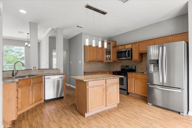 32139 Mirela Anne RD, Dripping Springs, TX 78620