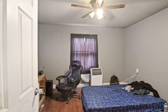 1225 Eugene Ave, Modesto, CA 95351