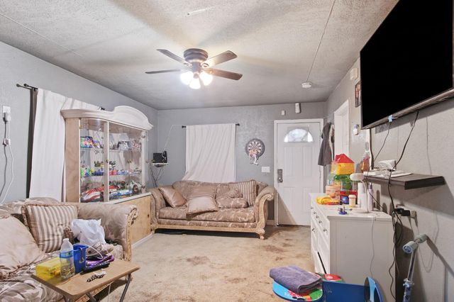 1225 Eugene Ave, Modesto, CA 95351