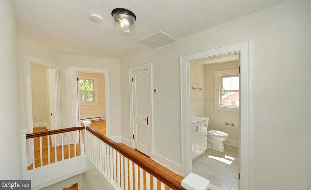 31 W WHITLOCK AVE, Winchester, VA 22601