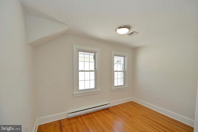 31 W WHITLOCK AVE, Winchester, VA 22601