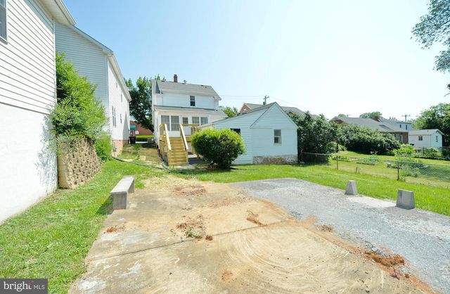 31 W WHITLOCK AVE, Winchester, VA 22601