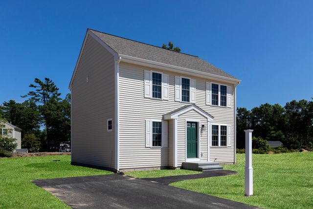 28 Bumblebee Dr., Plymouth, MA 02360