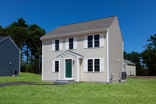 28 Bumblebee Dr., Plymouth, MA 02360