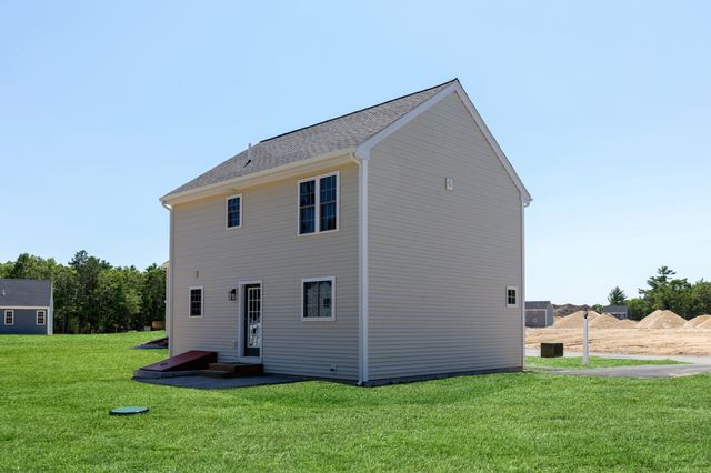 28 Bumblebee Dr., Plymouth, MA 02360