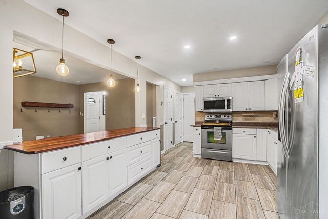 5487 Belcross Court, Green Twp, OH 45238