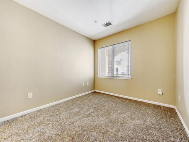 8369 S Independence Circle 101, Littleton, CO 80128