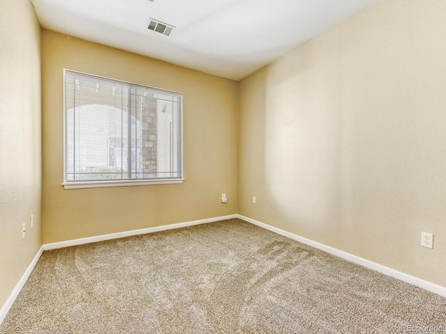 8369 S Independence Circle 101, Littleton, CO 80128