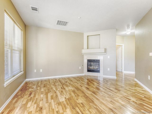 8369 S Independence Circle 101, Littleton, CO 80128