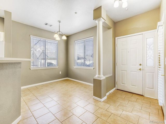 8369 S Independence Circle 101, Littleton, CO 80128