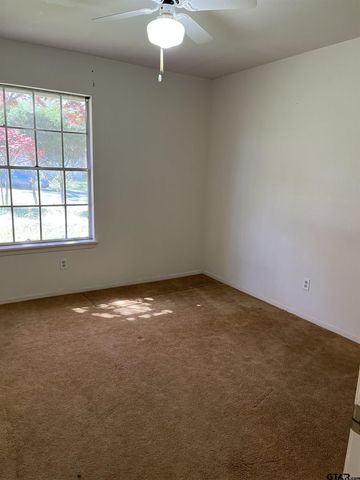 2608 Shenandoah Dr, Tyler, TX 75701