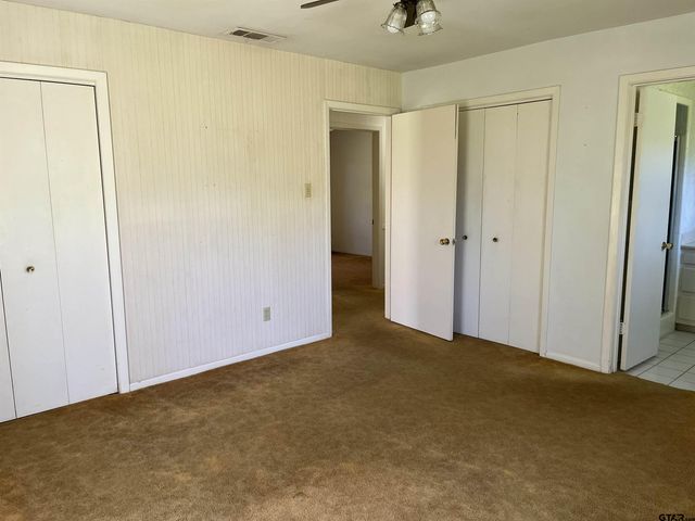 2608 Shenandoah Dr, Tyler, TX 75701