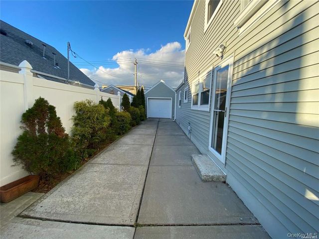 541 E Park Avenue 1st Floor, Long Beach, NY 11561