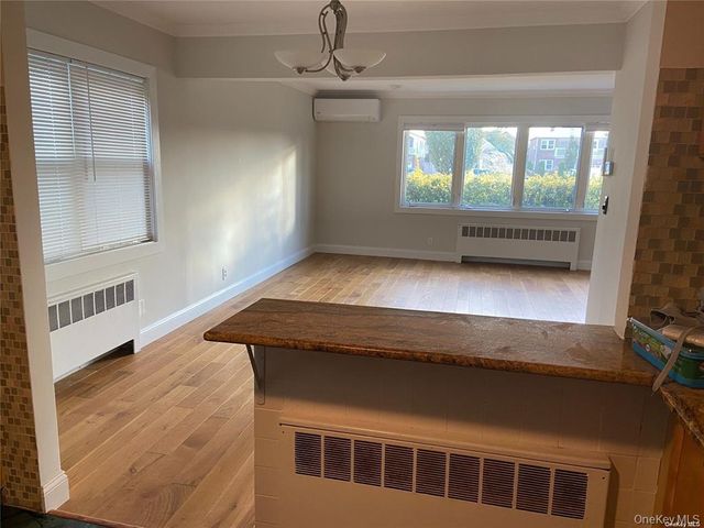 541 E Park Avenue 1st Floor, Long Beach, NY 11561