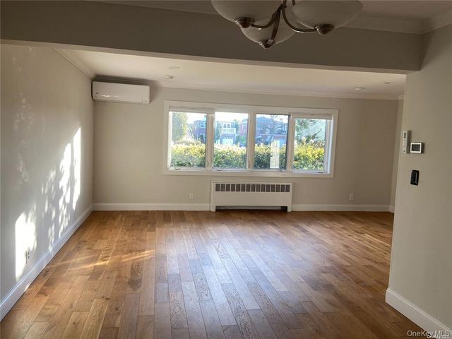 541 E Park Avenue 1st Floor, Long Beach, NY 11561