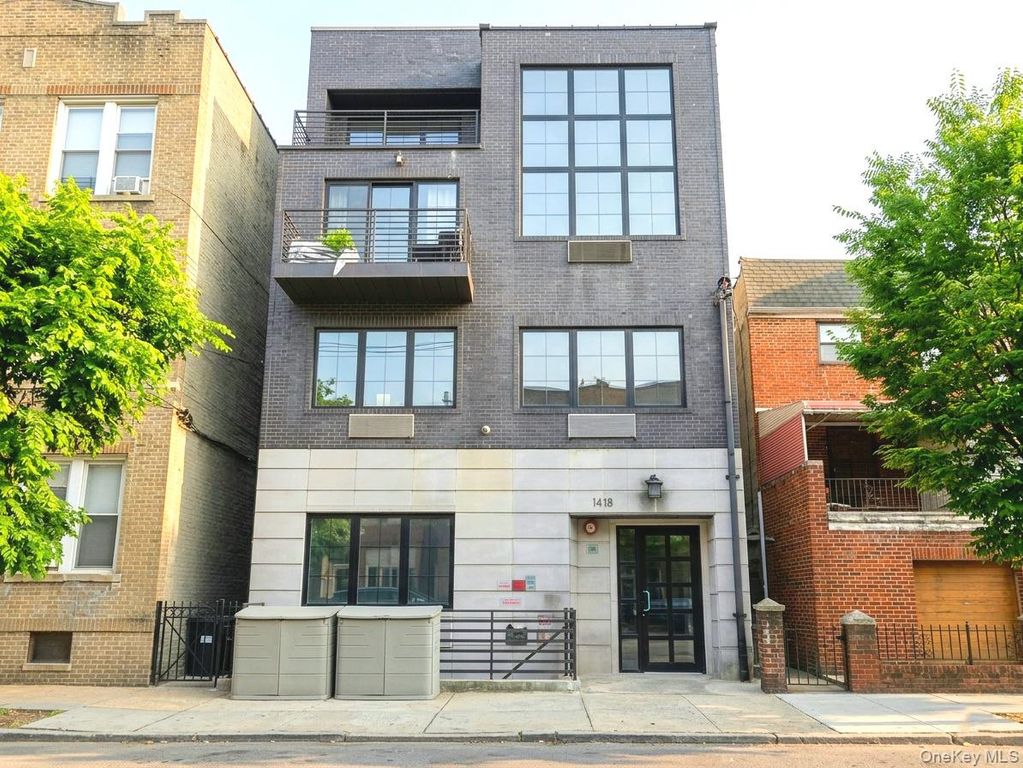 14-18 31st Street, Astoria, NY 11106 — exterior
