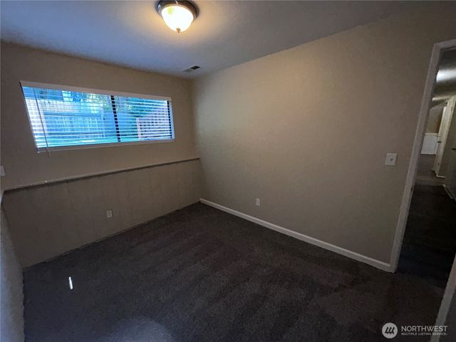 9139 NE 142nd Way, Kirkland, WA 98034