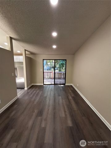 9139 NE 142nd Way, Kirkland, WA 98034
