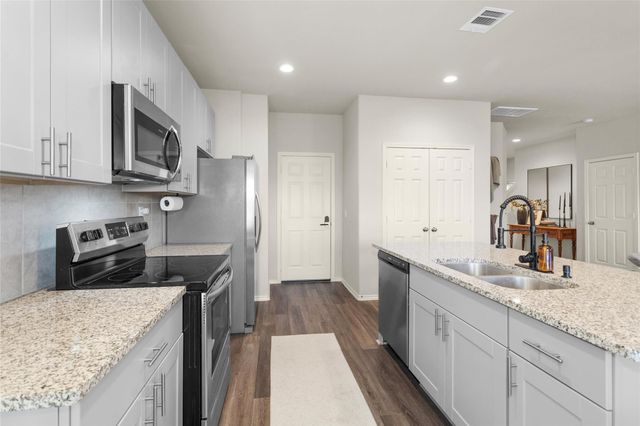 919 Amesbury Court, Conroe, TX 77316