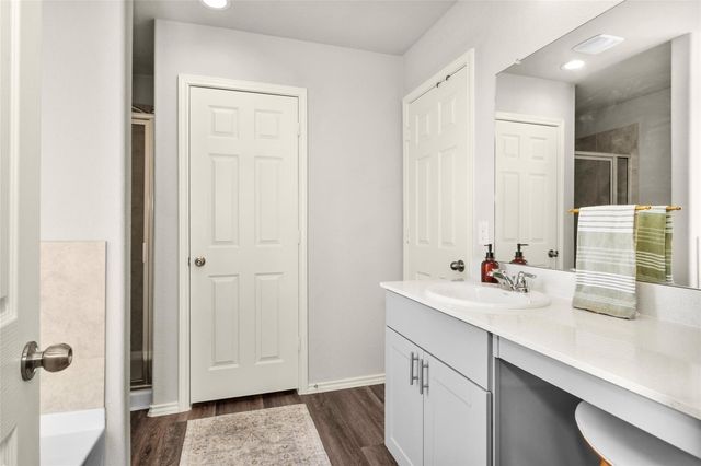 919 Amesbury Court, Conroe, TX 77316