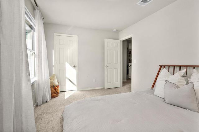 919 Amesbury Court, Conroe, TX 77316