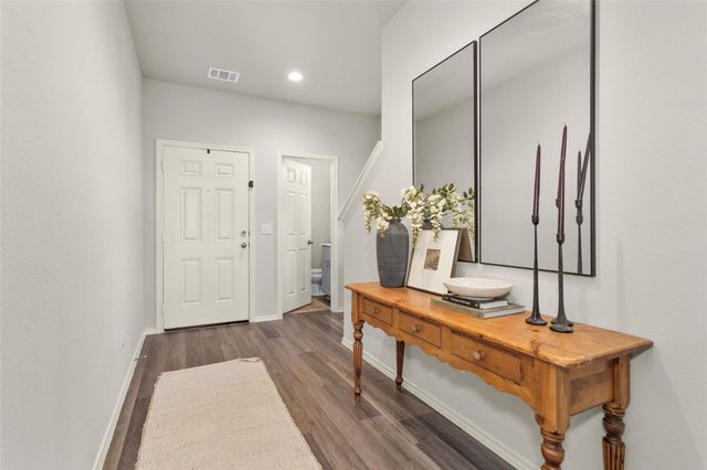 919 Amesbury Court, Conroe, TX 77316