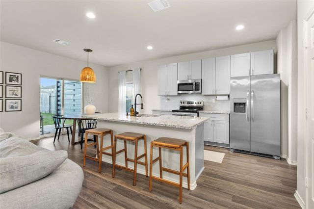 919 Amesbury Court, Conroe, TX 77316