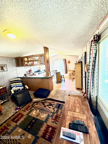 3527 BROKEN ARROW Road, Overgaard, AZ 85933