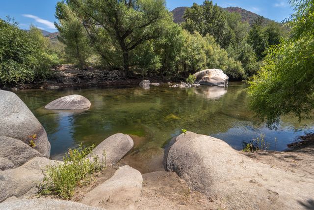 44452 Dinely Dr Drive, Three Rivers, CA 93271